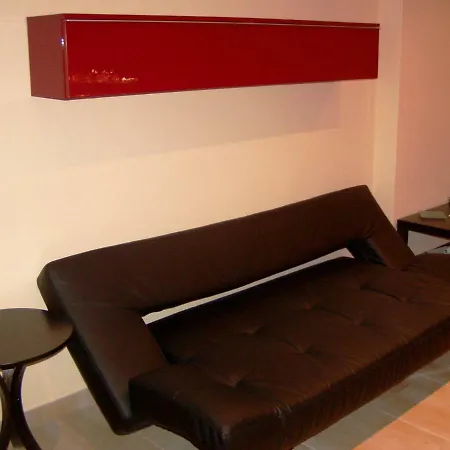 apartamento aislado jardín y piscina Apartamento Sant Andreu de Llavaneres