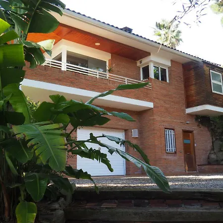 Apartamento apartamento aislado jardín y piscina *